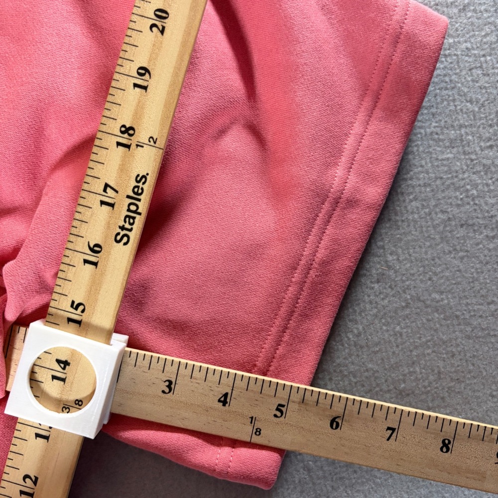 Nike Girls Sportswear Fleece Shorts Pink DA1405-603 Size Medium NWT - Picture 5 of 5